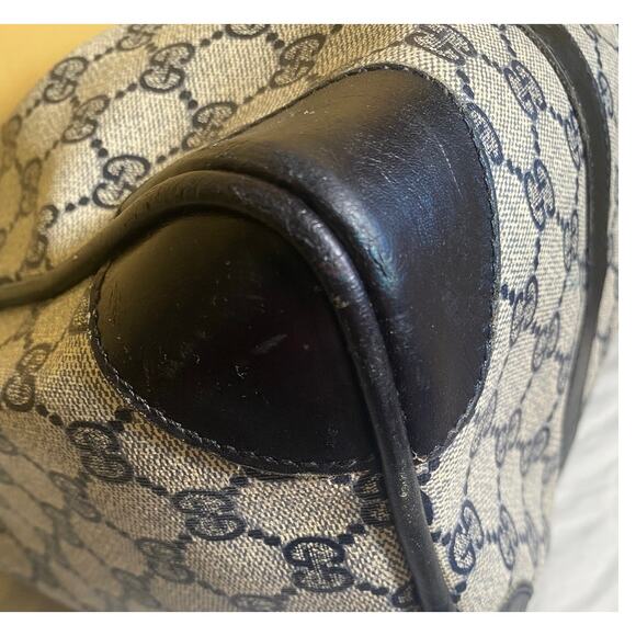 Beautiful Gucci Navy Boston Bag - Picture 11 of 14